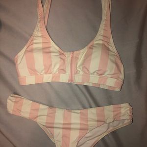 Billabong pink and white bikini